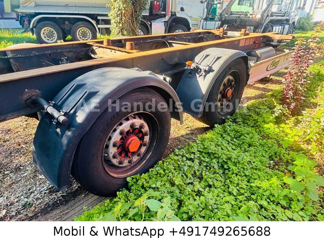 Fliegl TWP 180 Tandem Tiefgekoppelt *BWP/Scheibenbremse - Remolque portacontenedore/ Intercambiable: foto 4 Fliegl TWP 180 Tandem Tiefgekoppelt *BWP/Scheibenbremse - Remolque portacontenedore/ Intercambiable: foto 4