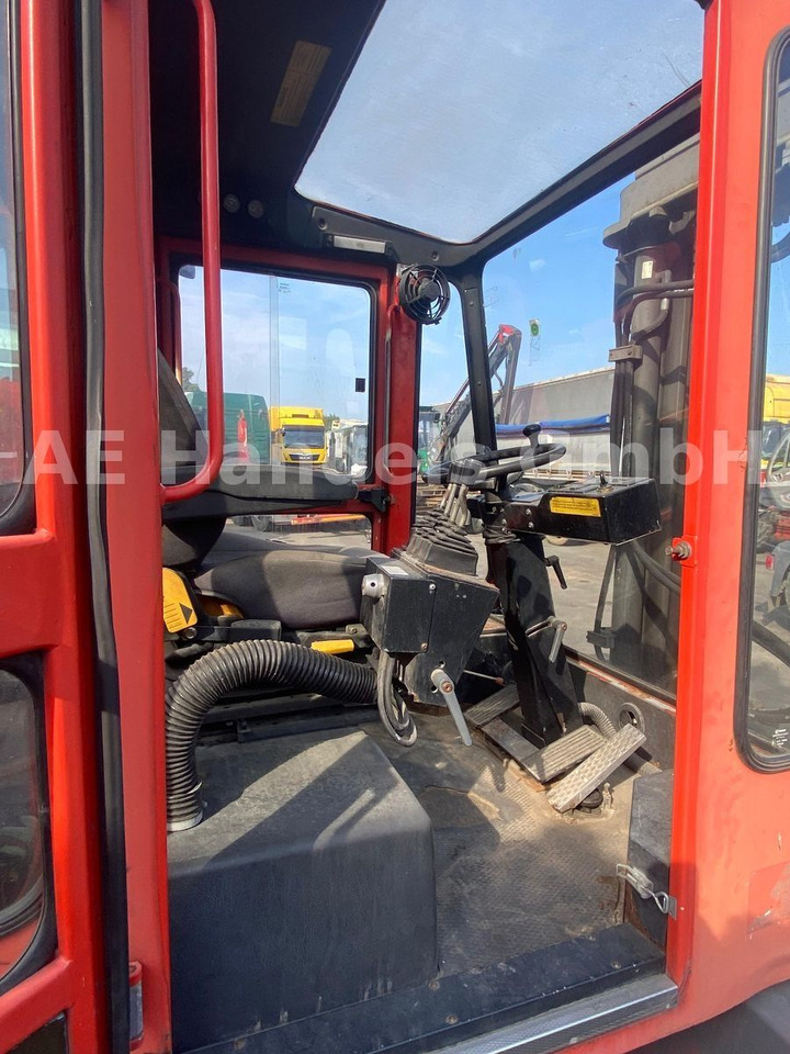 Carretilla elevadora diésel Kalmar DC7-600 Frontstapler *Seitenschieber/Duplex: foto 12 Carretilla elevadora diésel Kalmar DC7-600 Frontstapler *Seitenschieber/Duplex: foto 12