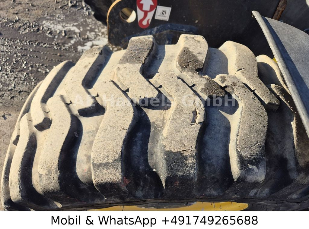 Cargadora de ruedas Komatsu WA70-7 *Schaufel-1,5m³/Gabel/Schnellwechsler: foto 9 Cargadora de ruedas Komatsu WA70-7 *Schaufel-1,5m³/Gabel/Schnellwechsler: foto 9