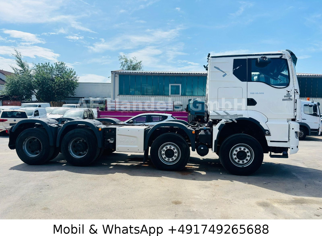 MAN TGS 32.520 GN BB 8x4 *ACC / AP / LED - Camión chasis: foto 4 MAN TGS 32.520 GN BB 8x4 *ACC / AP / LED - Camión chasis: foto 4