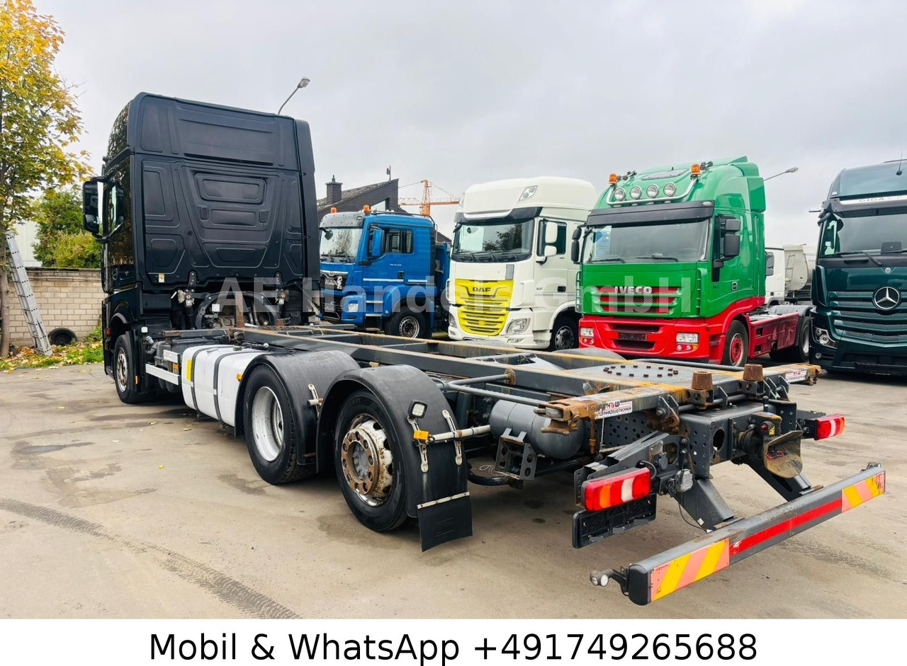 Mercedes-Benz Actros 2542 GigaSpace LL BDF*Retarder/Multi/Lift - Camión portacontenedore/ Intercambiable: foto 5 Mercedes-Benz Actros 2542 GigaSpace LL BDF*Retarder/Multi/Lift - Camión portacontenedore/ Intercambiable: foto 5