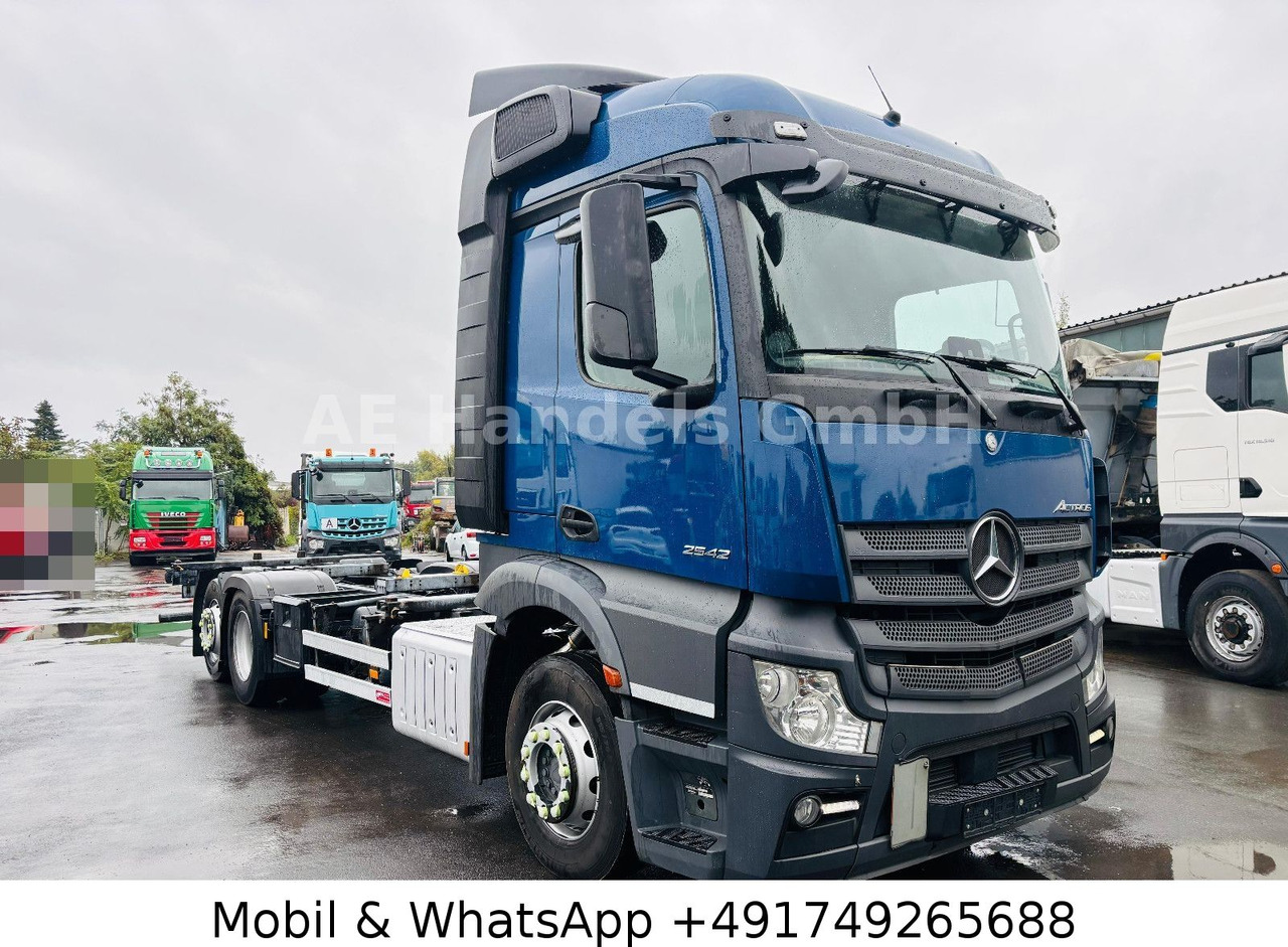 Mercedes-Benz Actros IV 2542 L StreamSpace BDF *Retarder/Lift - Camión chasis: foto 1 Mercedes-Benz Actros IV 2542 L StreamSpace BDF *Retarder/Lift - Camión chasis: foto 1