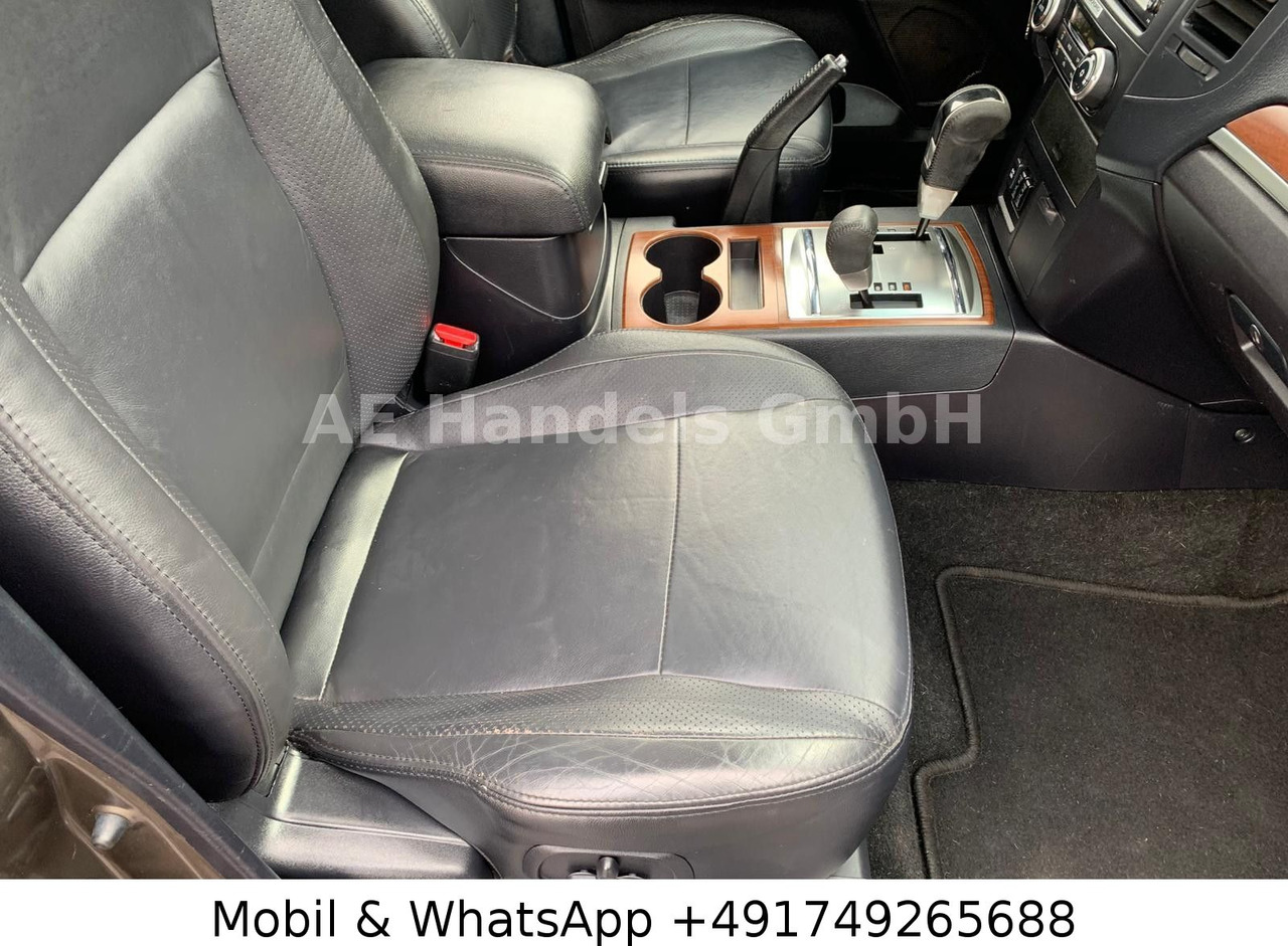 SUV/ Todoterreno Mitsubishi Pajero 3.2 DI-D Instyle *Auto./Xenon/Leder/AHK: foto 19 SUV/ Todoterreno Mitsubishi Pajero 3.2 DI-D Instyle *Auto./Xenon/Leder/AHK: foto 19