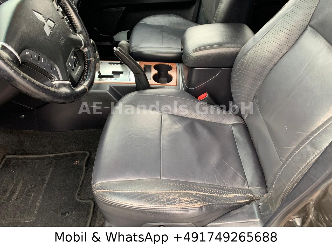 SUV/ Todoterreno Mitsubishi Pajero 3.2 DI-D Instyle *Auto./Xenon/Leder/AHK: foto 18 SUV/ Todoterreno Mitsubishi Pajero 3.2 DI-D Instyle *Auto./Xenon/Leder/AHK: foto 18