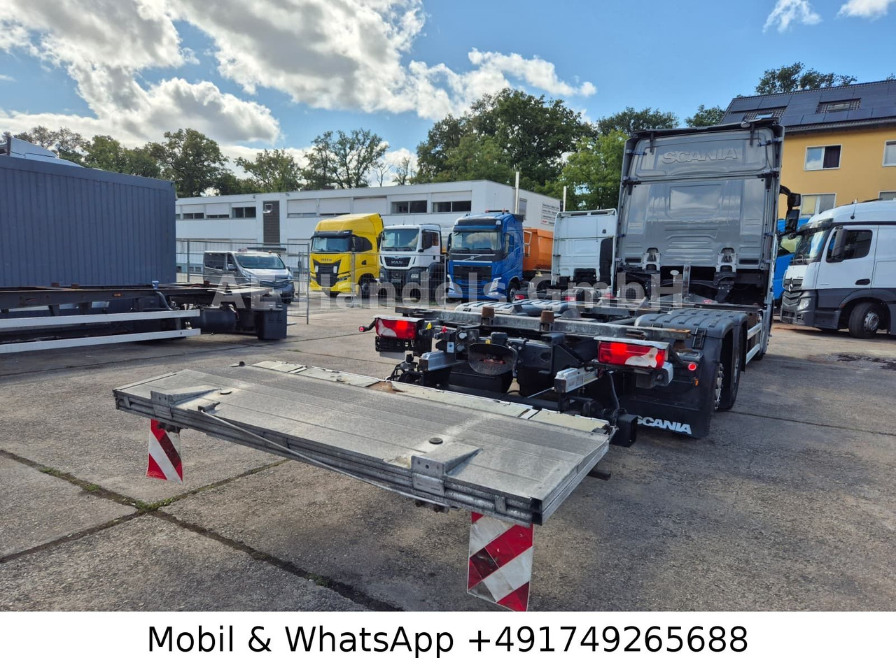 Scania S450 HighLine BDF *Retarder/Lenk+Lift/Multi/LBW - Camión portacontenedore/ Intercambiable: foto 4 Scania S450 HighLine BDF *Retarder/Lenk+Lift/Multi/LBW - Camión portacontenedore/ Intercambiable: foto 4