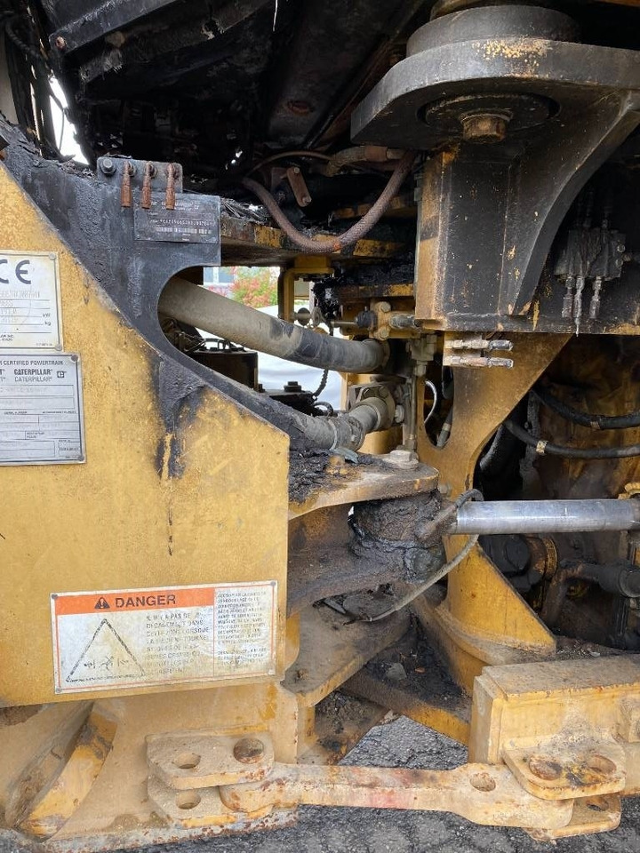 Cargadora de ruedas CAT 966 G endommagée Complete ou pour pièces: foto 18