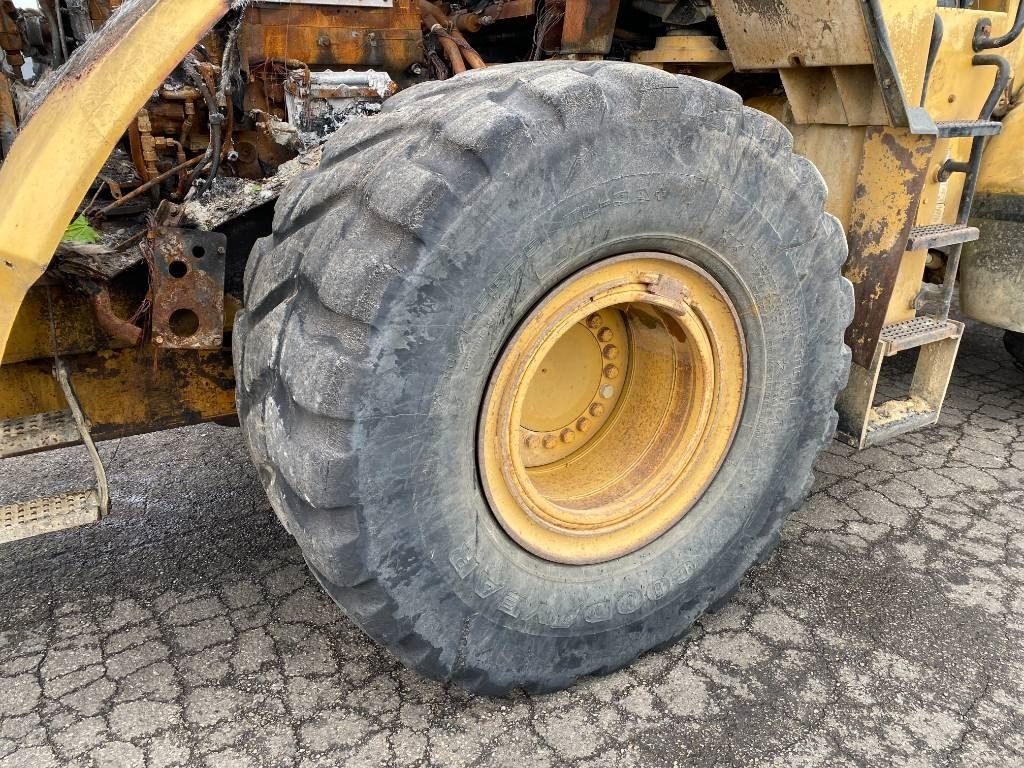 Cargadora de ruedas CAT 966 G endommagée Complete ou pour pièces: foto 15