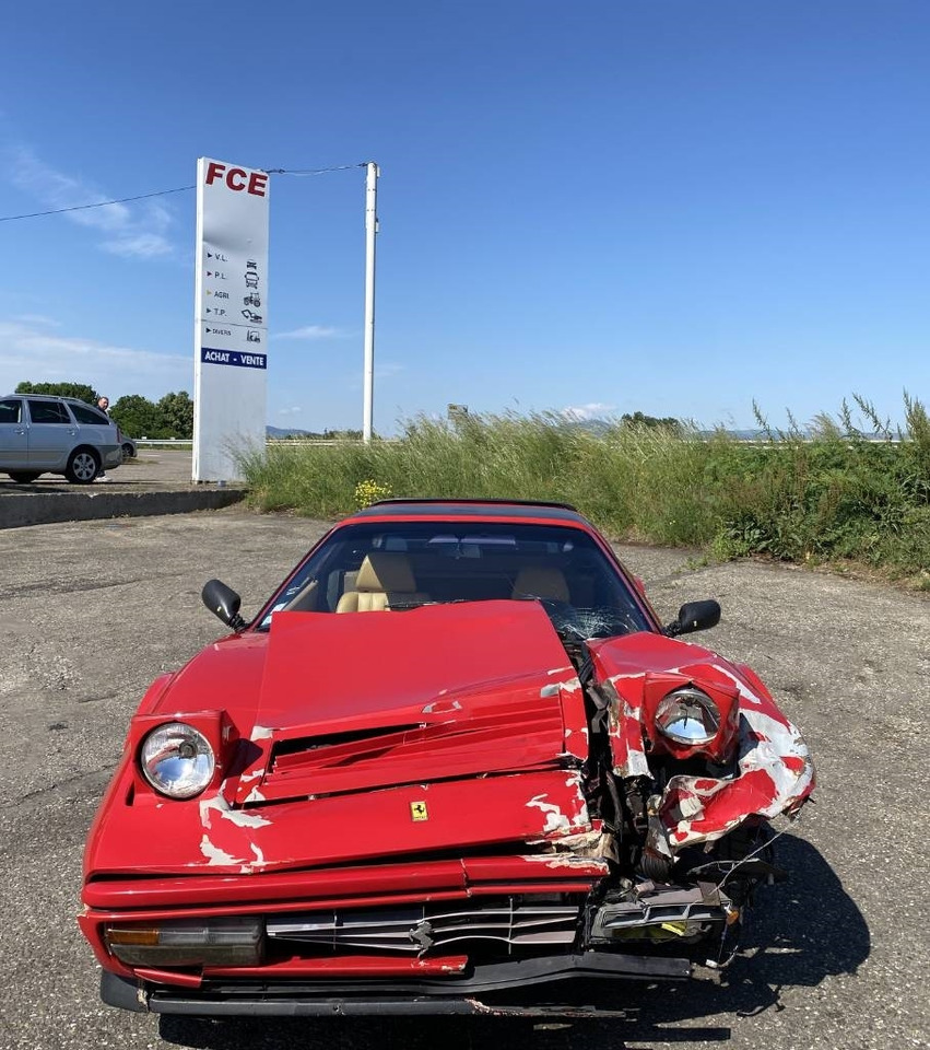 Ferrari 328 GTS / Origine Française endommagé - Coche: foto 3 Ferrari 328 GTS / Origine Française endommagé - Coche: foto 3