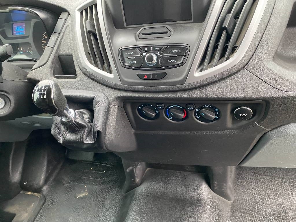 Furgoneta caja cerrada Ford TRANSIT L2H2 2.0 TDCI EcoBlue 130 A Réparer: foto 12