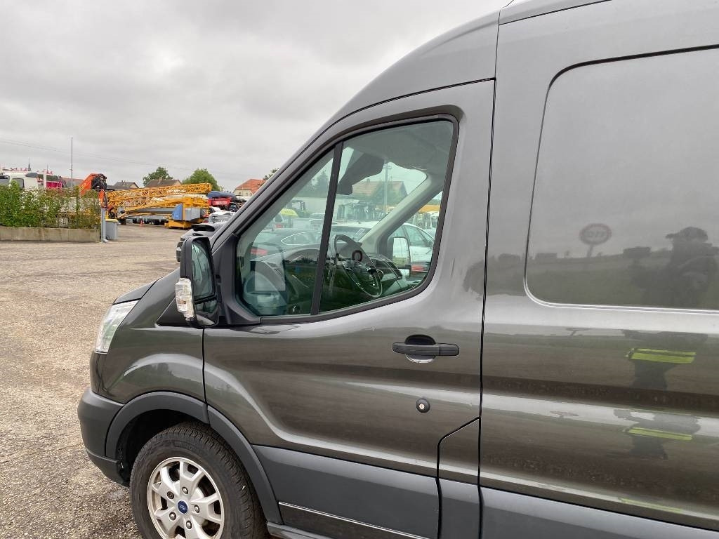 Furgoneta caja cerrada Ford TRANSIT L2H2 2.0 TDCI EcoBlue 130 A Réparer: foto 15