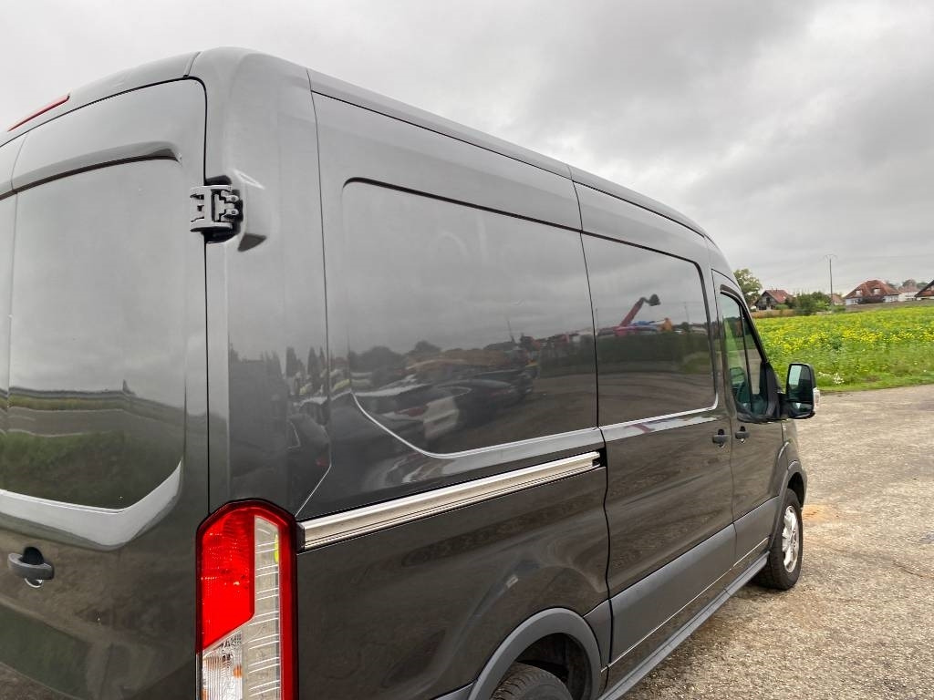 Furgoneta caja cerrada Ford TRANSIT L2H2 2.0 TDCI EcoBlue 130 A Réparer: foto 31