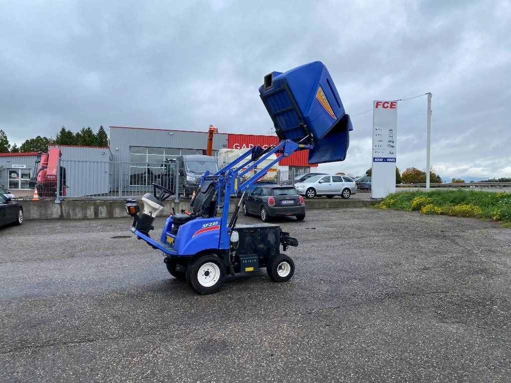 Iseki SF 235F 1er Main endommagée - Segadora: foto 3 Iseki SF 235F 1er Main endommagée - Segadora: foto 3