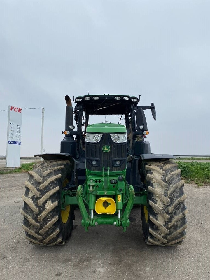 John Deere 6250 R / AutoPower endommagé - Tractor: foto 2 John Deere 6250 R / AutoPower endommagé - Tractor: foto 2