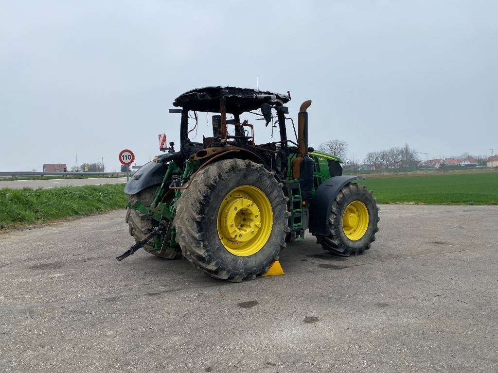 John Deere 6250 R / AutoPower endommagé - Tractor: foto 4 John Deere 6250 R / AutoPower endommagé - Tractor: foto 4