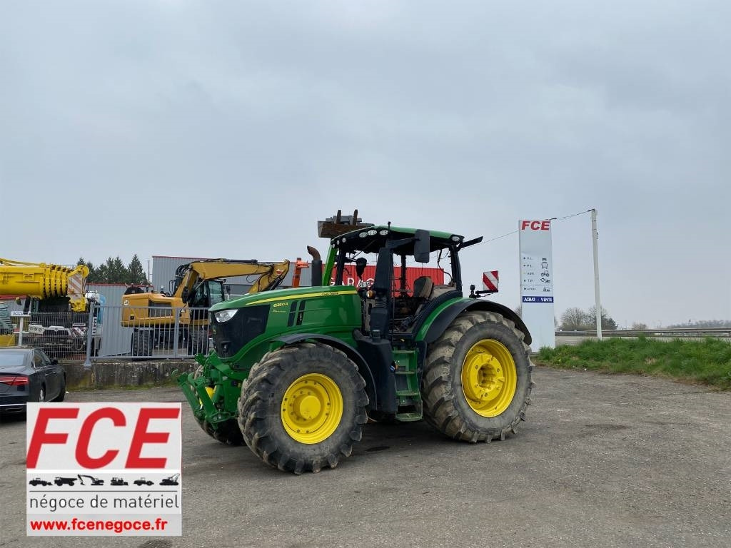John Deere 6250 R / AutoPower endommagé - Tractor: foto 1 John Deere 6250 R / AutoPower endommagé - Tractor: foto 1