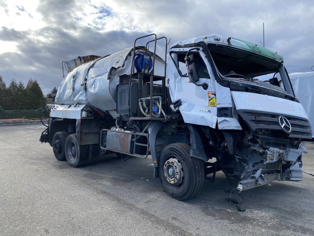 Mercedes-Benz ACTROS Mp2 2536/6x2 BVM -ACMAR CRAON Z12341 - Camión cisterna: foto 3 Mercedes-Benz ACTROS Mp2 2536/6x2 BVM -ACMAR CRAON Z12341 - Camión cisterna: foto 3