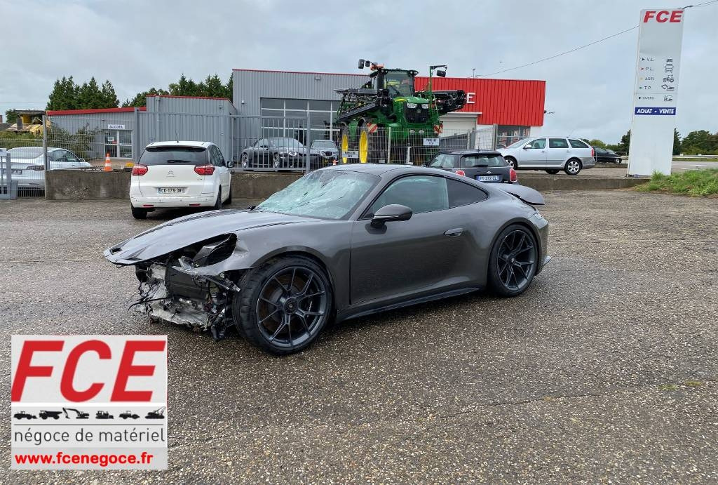 Porsche 911/ 992 - 4.0i GT3 Pack Touring 1er Main - Coche: foto 1 Porsche 911/ 992 - 4.0i GT3 Pack Touring 1er Main - Coche: foto 1