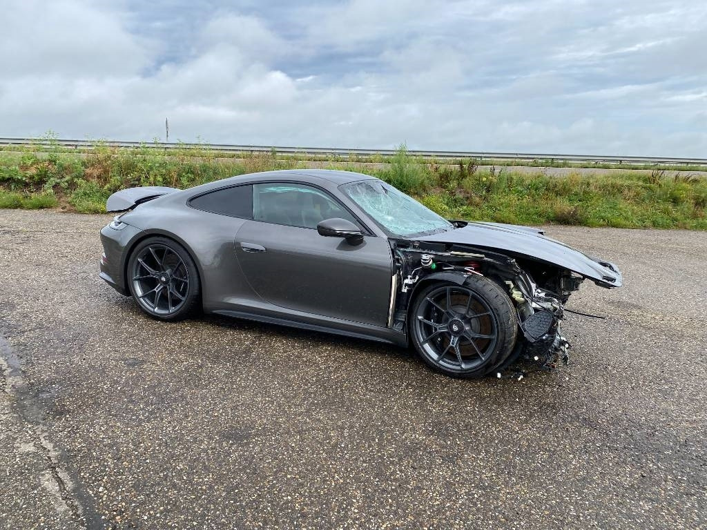 Porsche 911/ 992 - 4.0i GT3 Pack Touring 1er Main - Coche: foto 3 Porsche 911/ 992 - 4.0i GT3 Pack Touring 1er Main - Coche: foto 3