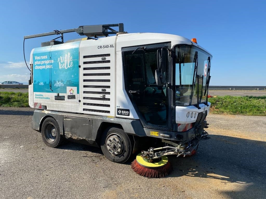 Ravo CR 540 Euro6 Certificat CE / Origine Française - Barredora cucharón: foto 3 Ravo CR 540 Euro6 Certificat CE / Origine Française - Barredora cucharón: foto 3