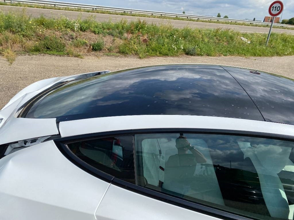 Coche Tesla MODEL 3 5YJ3 Carte Grise Française endommagée: foto 41
