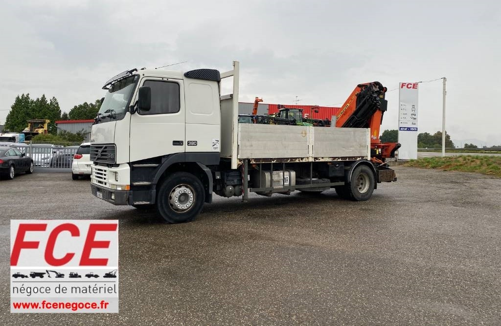 Volvo FH 380 PALFINGER PK 36002 Performance endommagé - Camión grúa: foto 1 Volvo FH 380 PALFINGER PK 36002 Performance endommagé - Camión grúa: foto 1