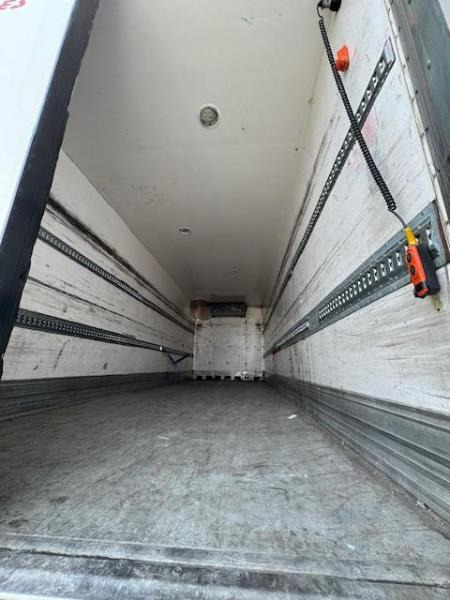 Iveco STRALIS 360 EEV FRIGO CARRIER HAYON - Camión frigorífico: foto 4 Iveco STRALIS 360 EEV FRIGO CARRIER HAYON - Camión frigorífico: foto 4