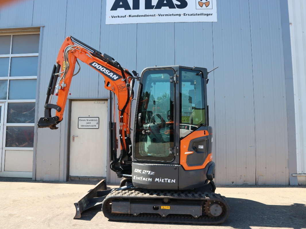 Doosan DX27Z-7 - Miniexcavadora: foto 2 Doosan DX27Z-7 - Miniexcavadora: foto 2