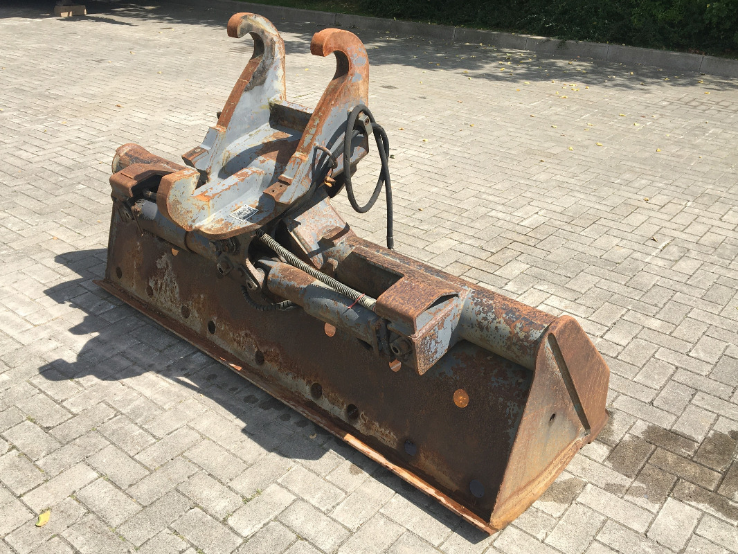 GRABENLÖFFEL, 2000 MM, 56 - Cazo: foto 2 GRABENLÖFFEL, 2000 MM, 56 - Cazo: foto 2