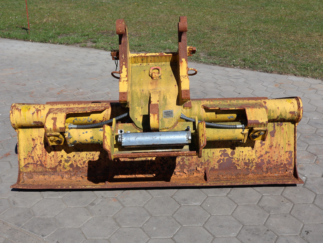 GRABENLÖFFEL, 2000 MM BRE - Cazo: foto 3 GRABENLÖFFEL, 2000 MM BRE - Cazo: foto 3