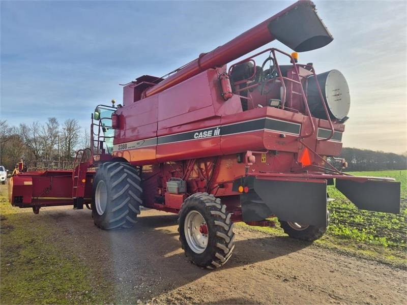 Case IH AXIAL-FLOW 2388 - Cosechadora de granos: foto 5 Case IH AXIAL-FLOW 2388 - Cosechadora de granos: foto 5