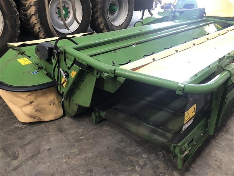 Krone EasyCut B 1000 CV - Cosechadora: foto 2 Krone EasyCut B 1000 CV - Cosechadora: foto 2
