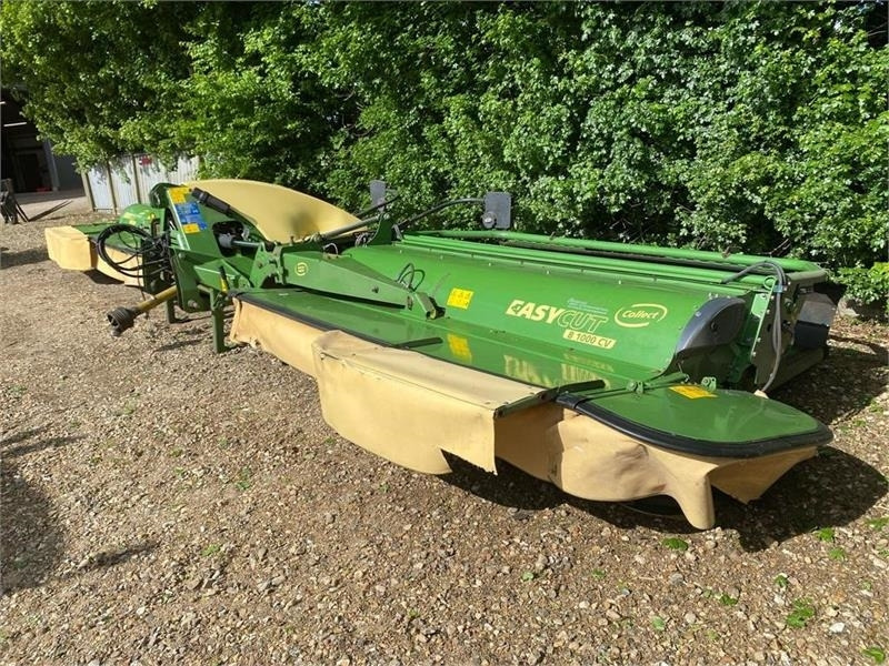 Krone Easycut Collect B 1000CV + F360 CV - Cosechadora: foto 1 Krone Easycut Collect B 1000CV + F360 CV - Cosechadora: foto 1