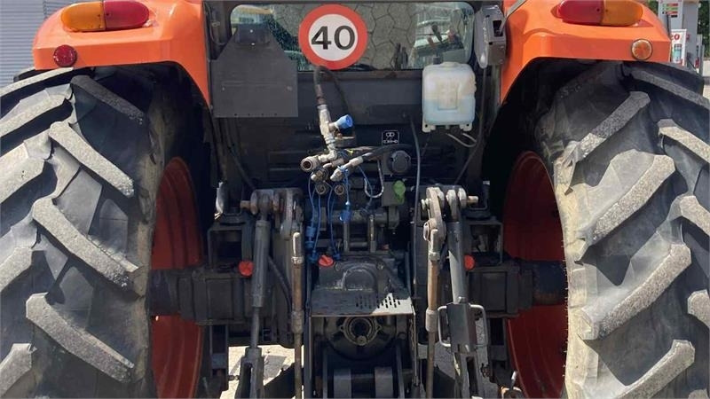 Kubota M8540N - Tractor: foto 5 Kubota M8540N - Tractor: foto 5