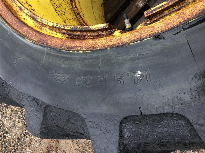 Michelin 14.9 R38 - Neumático: foto 2 Michelin 14.9 R38 - Neumático: foto 2
