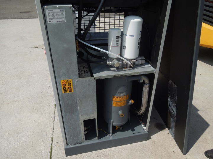 ATLAS COPCO GA26VSD - Compresor de aire: foto 3 ATLAS COPCO GA26VSD - Compresor de aire: foto 3