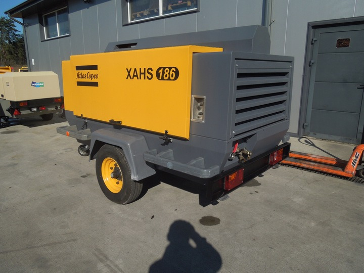 ATLAS COPCO XAHS186 - Compresor de aire: foto 3 ATLAS COPCO XAHS186 - Compresor de aire: foto 3