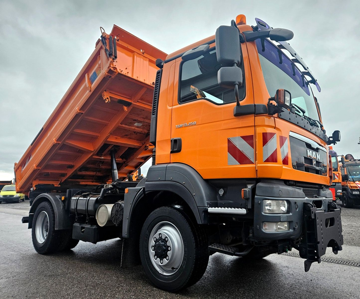 Camión volquete MAN TGM 13.250 4x4 Euro5 Winterdienst: foto 14