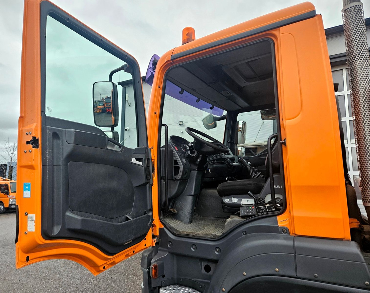 Camión volquete MAN TGM 13.250 4x4 Euro5 Winterdienst: foto 23