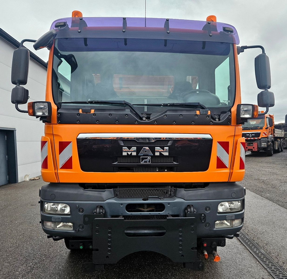 Camión volquete MAN TGM 13.250 4x4 Euro5 Winterdienst: foto 15