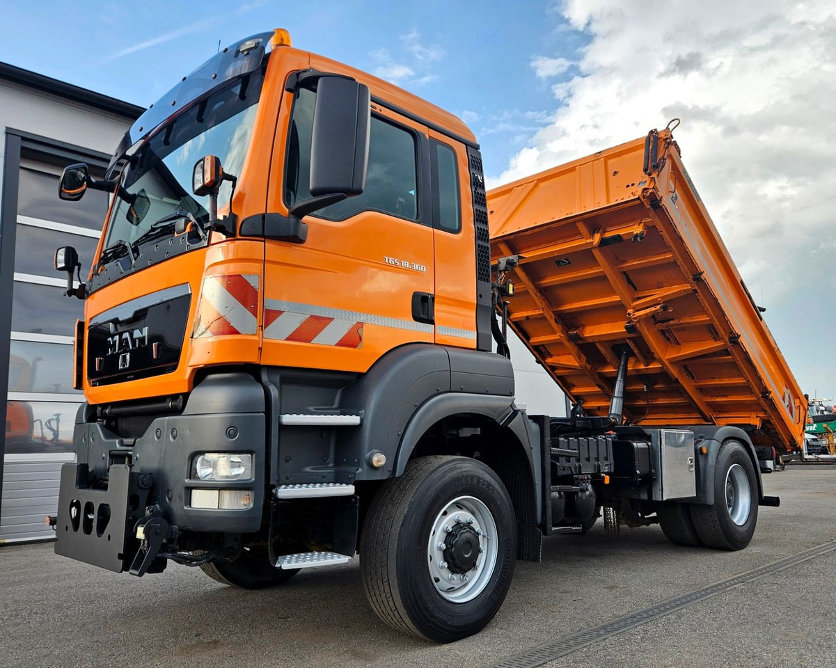 MAN TGS 18.360 4x4 BL Euro5 - Camión volquete: foto 1 MAN TGS 18.360 4x4 BL Euro5 - Camión volquete: foto 1