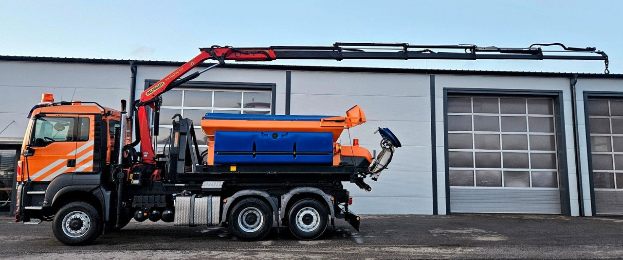 MAN TGS 28.400 6x4-4 BL Palfinger PK12002 Kran Euro5 - Camión multibasculante, Camión grúa: foto 2 MAN TGS 28.400 6x4-4 BL Palfinger PK12002 Kran Euro5 - Camión multibasculante, Camión grúa: foto 2