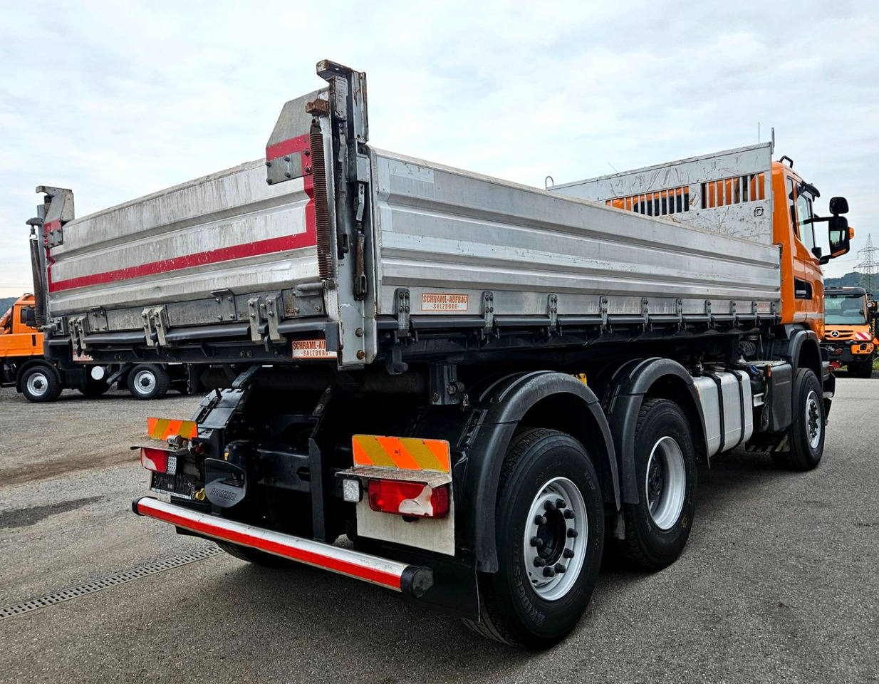 Scania G 410 6x4-4 Euro6 Winterdienst - Camión volquete: foto 3 Scania G 410 6x4-4 Euro6 Winterdienst - Camión volquete: foto 3