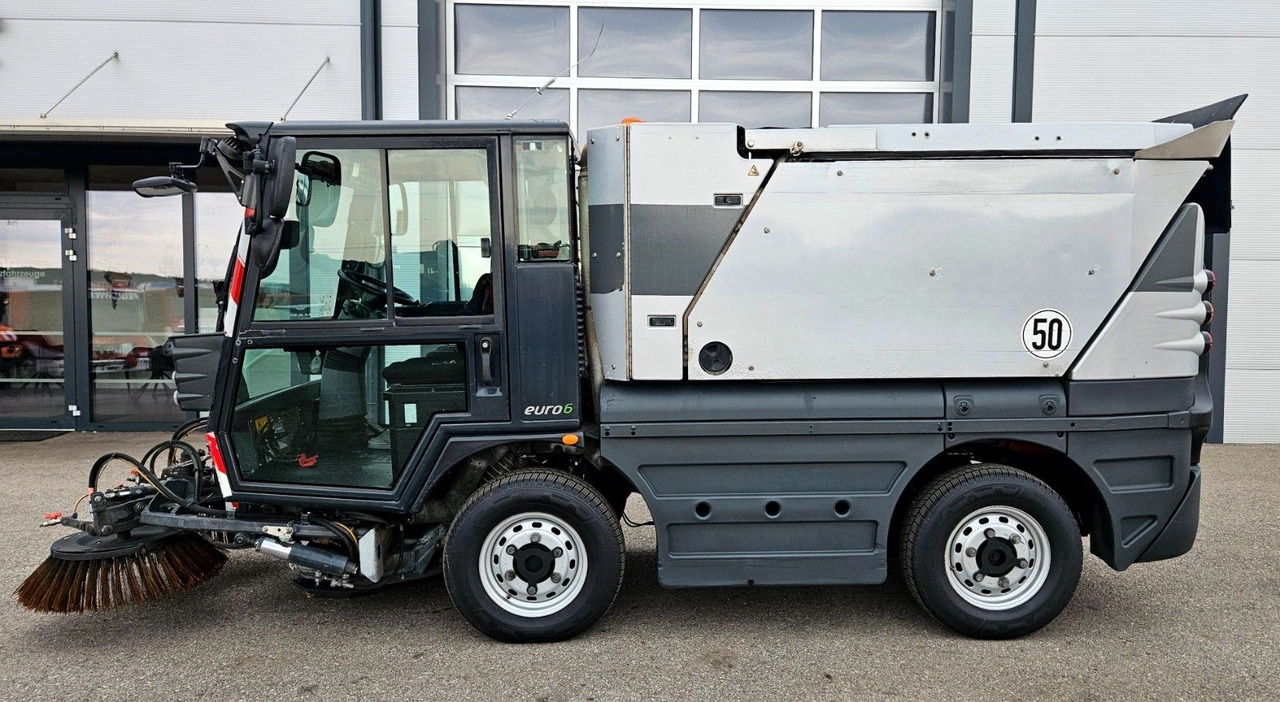 Schmidt Swingo Compact 200 Euro6 - Barredora vial: foto 2 Schmidt Swingo Compact 200 Euro6 - Barredora vial: foto 2