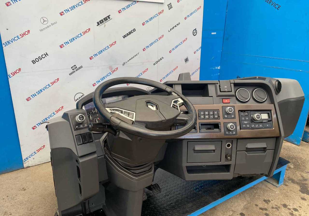 Cruscotto Renault T520 - Cabina e interior: foto 1 Cruscotto Renault T520 - Cabina e interior: foto 1