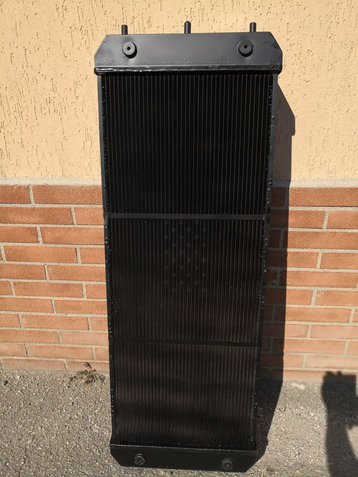 RADIATORE HITACHI ZW 180.5 ZW 220.5 - Radiador: foto 2 RADIATORE HITACHI ZW 180.5 ZW 220.5 - Radiador: foto 2