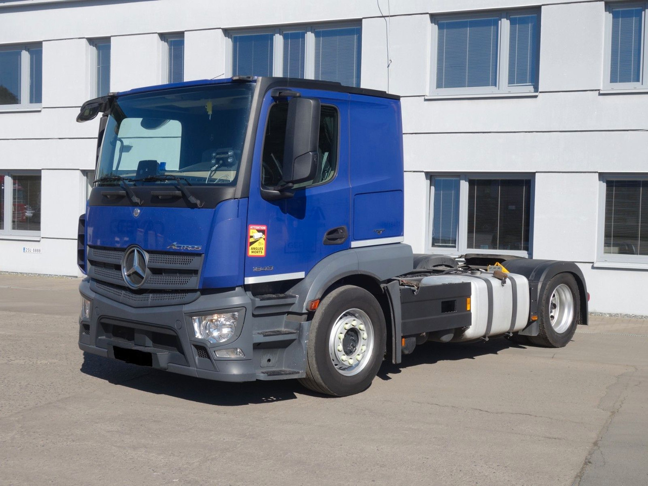 Mercedes-Benz Actros 1843 LSNRL LD, Retarder, Navi, 9 Stk. - Cabeza tractora: foto 2 Mercedes-Benz Actros 1843 LSNRL LD, Retarder, Navi, 9 Stk. - Cabeza tractora: foto 2