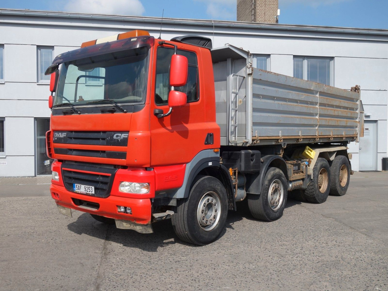 DAF CF85.410 8x4 mit Meiller - Camión volquete: foto 1 DAF CF85.410 8x4 mit Meiller - Camión volquete: foto 1