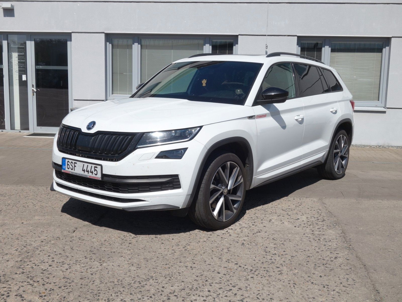 Skoda Kodiaq 2,0TDI 140kW, 4x4, SportLine, Pano, Webas - SUV/ Todoterreno: foto 1 Skoda Kodiaq 2,0TDI 140kW, 4x4, SportLine, Pano, Webas - SUV/ Todoterreno: foto 1