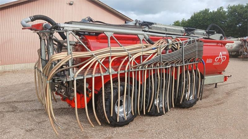 AP GV 25 m. 24 slangbom - Cuba de purín: foto 3 AP GV 25 m. 24 slangbom - Cuba de purín: foto 3