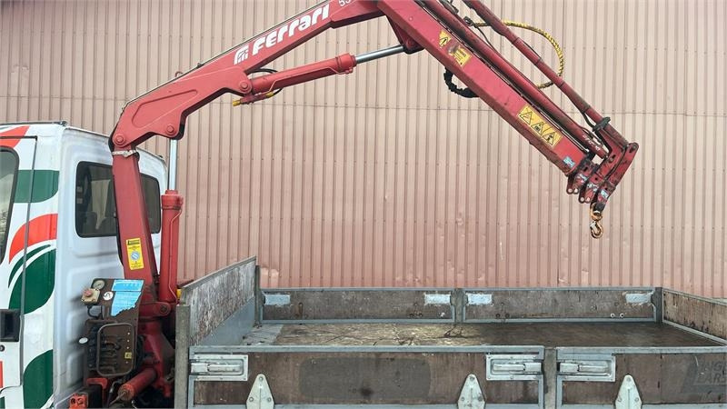 Iveco 35C11 - Caja abierta furgoneta: foto 2 Iveco 35C11 - Caja abierta furgoneta: foto 2